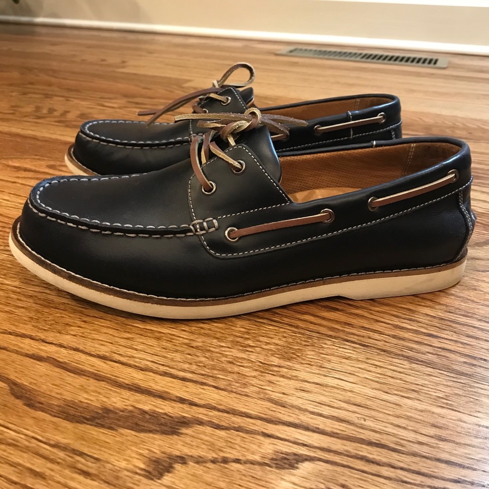 Vionic Boat Shoe, Excellent Arch Support, Navy